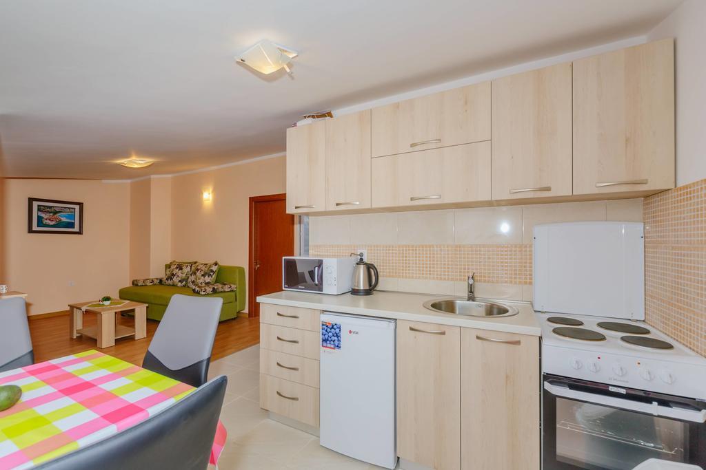 Paradise Bay Apartments كوتور المظهر الخارجي الصورة